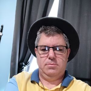 Meet your Posher, Hugh